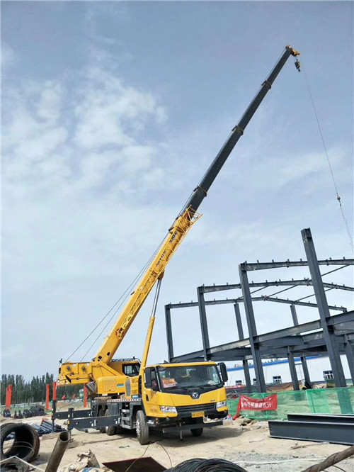 江城区超高层建筑钢结构吊装案例